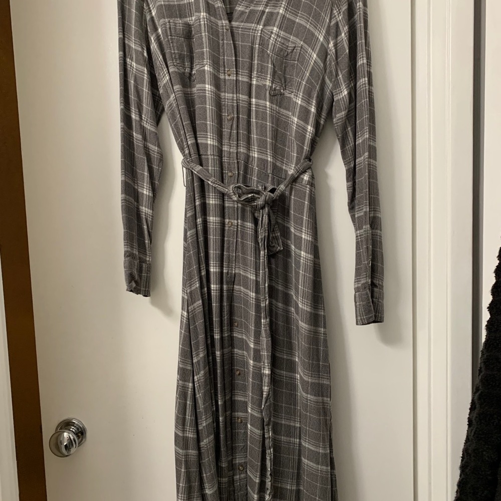 Universal Thread bundle dresses (SOLD) - Picture 4 of 5